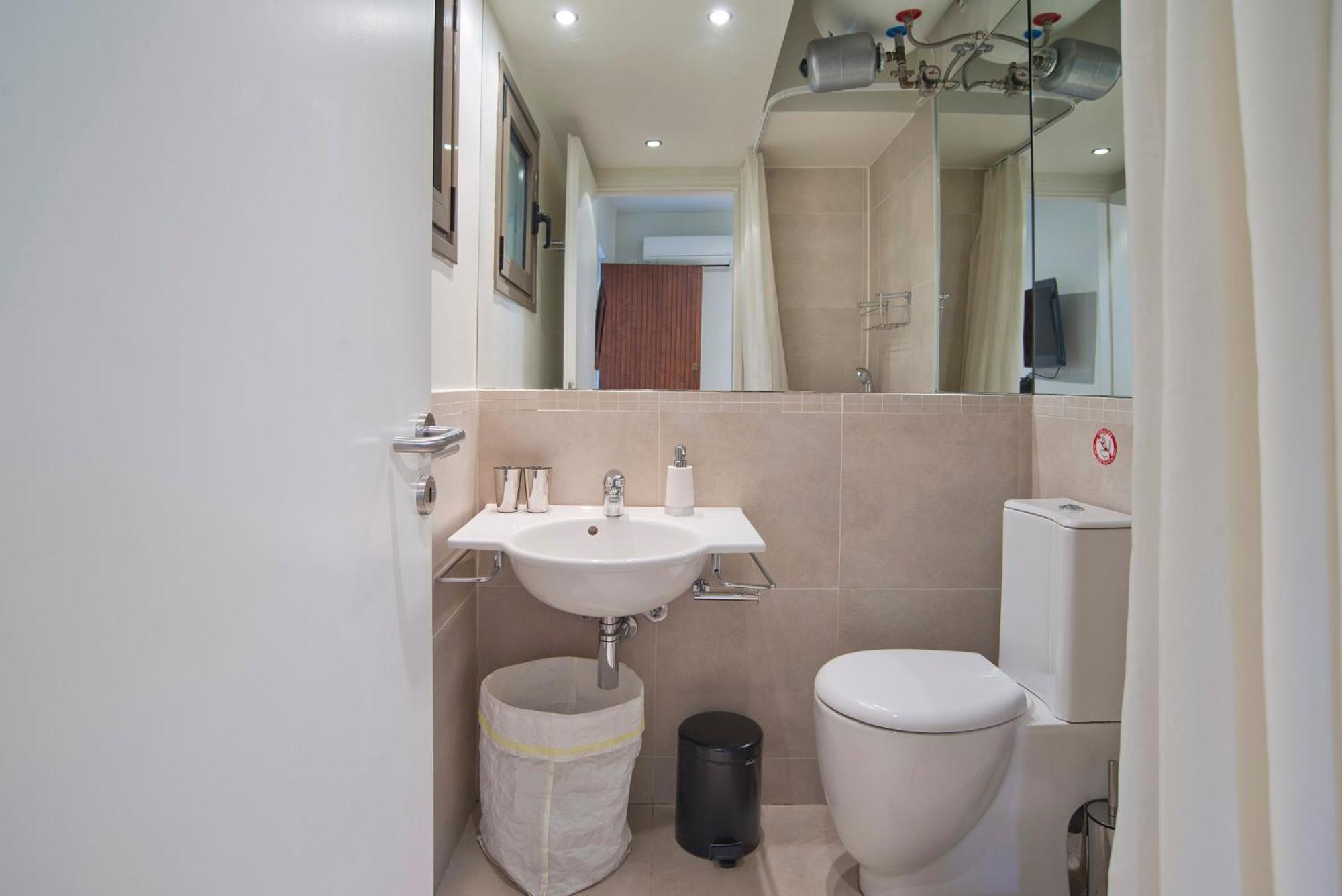 Cozy And Modern Studio Next To The Sea Διαμέρισμα Αθήνα Εξωτερικό φωτογραφία